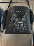 Auftragsmalerei schwarzer Tiger Tierportrait Malerei München Anja Frackmann